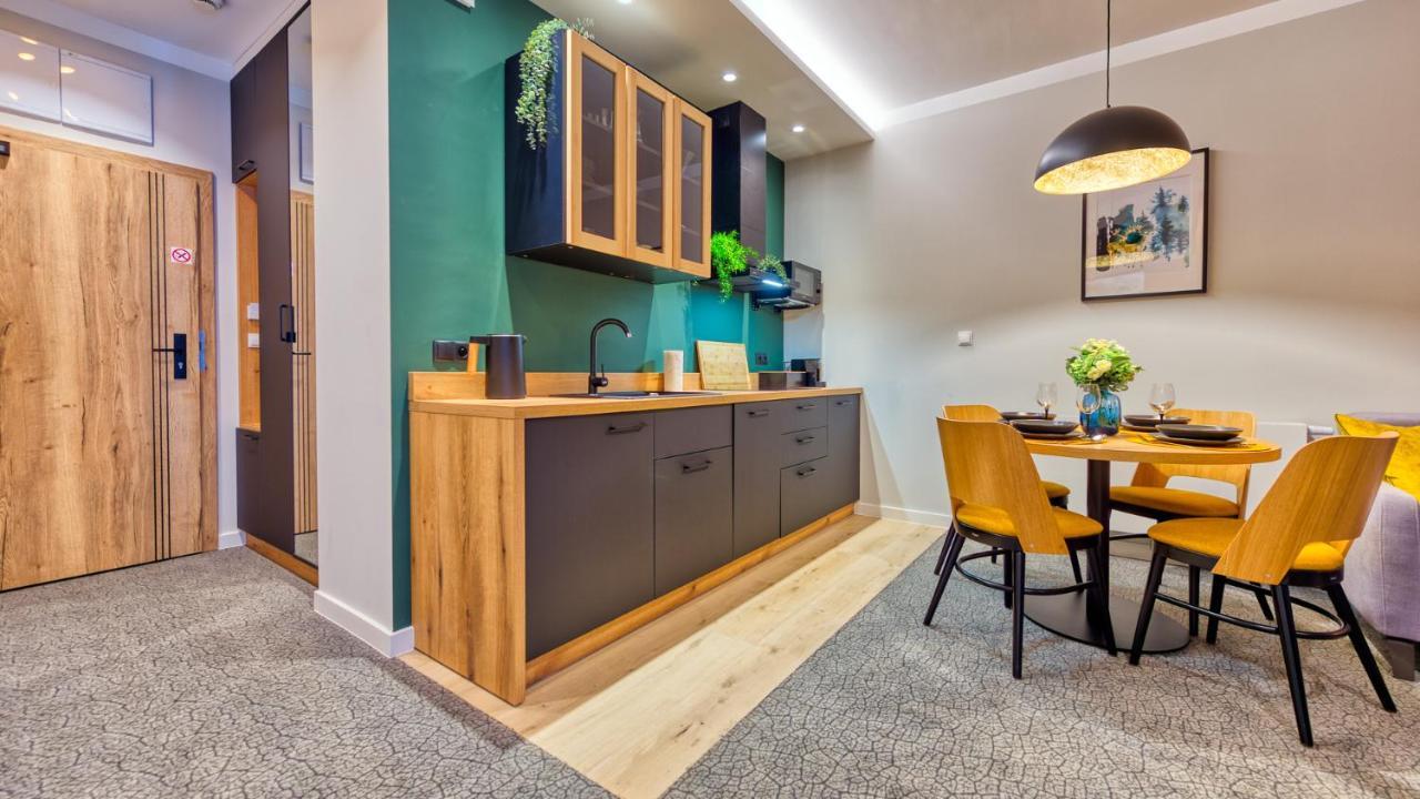 Apartamenty Vip Centrum - Wczasowa 17 By Royal Aparts Świeradów-Zdrój Εξωτερικό φωτογραφία